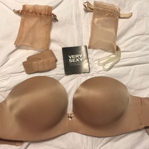 Victoria’s Secret push up convertible bra